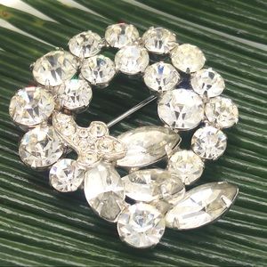 Brilliant Vintage Brooch by Weiss